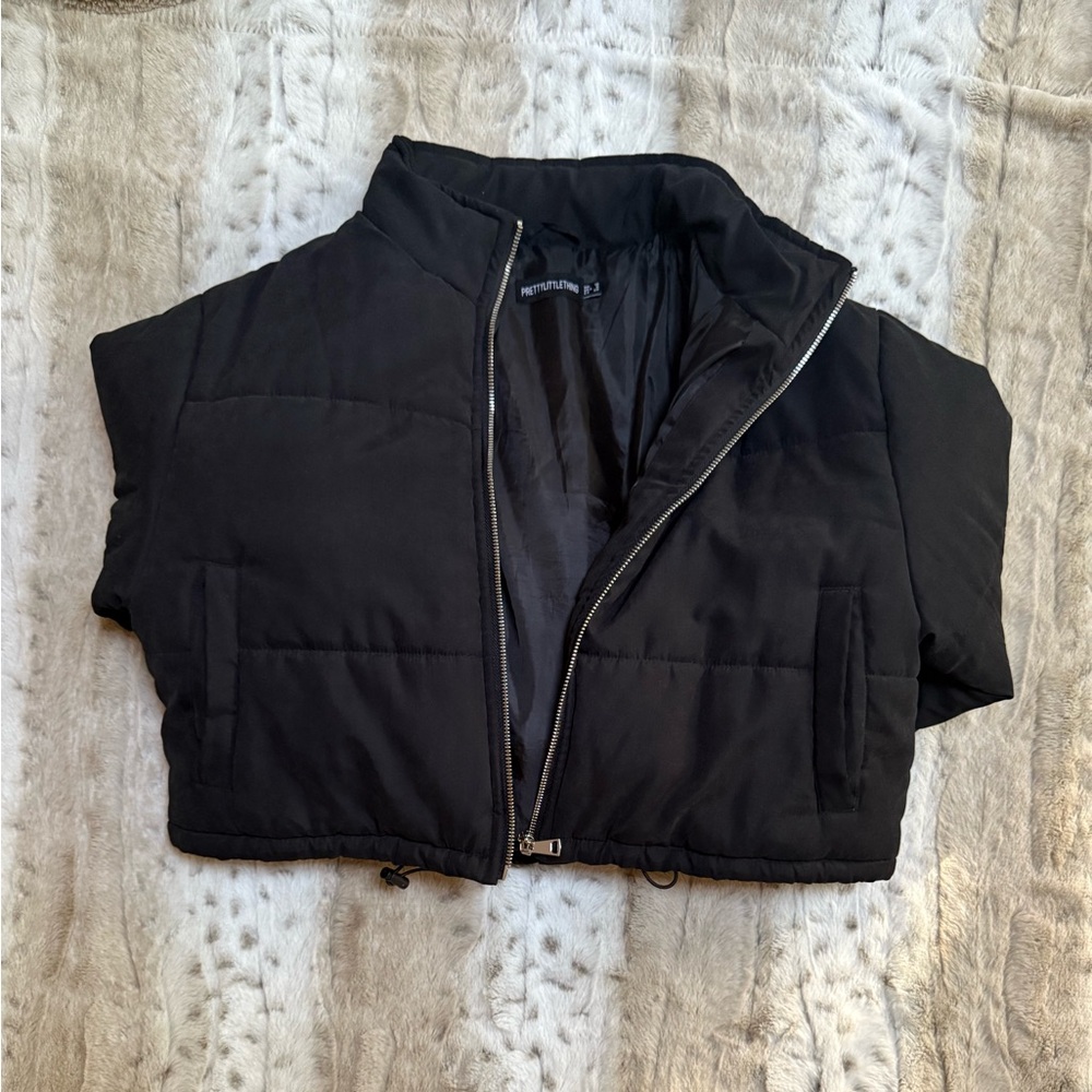 Women Pretty Little Thing Black Super Cropped Peach Skin Puffer Jacket M 6